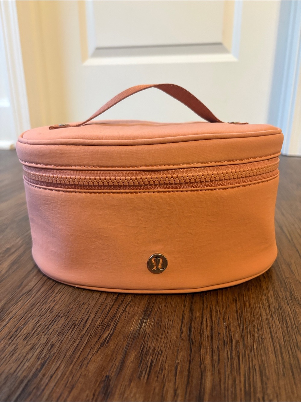 Lululemon Oval-Top Access Kit 3.5L